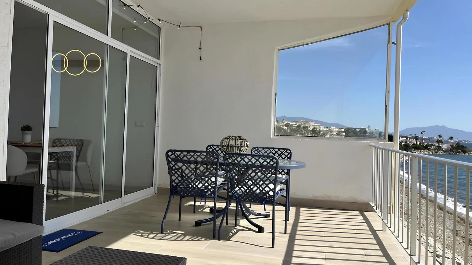 Exclusive Sea View Apartment Ehhouse Estepona